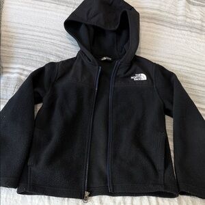 The North Face Black Full-Zip Fleece Jacket boys